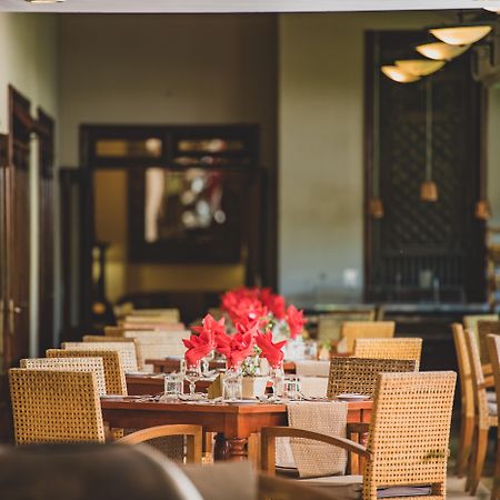 Aanari Hotel & Spa- Mauritius Flic-en-Flacq Εξωτερικό φωτογραφία