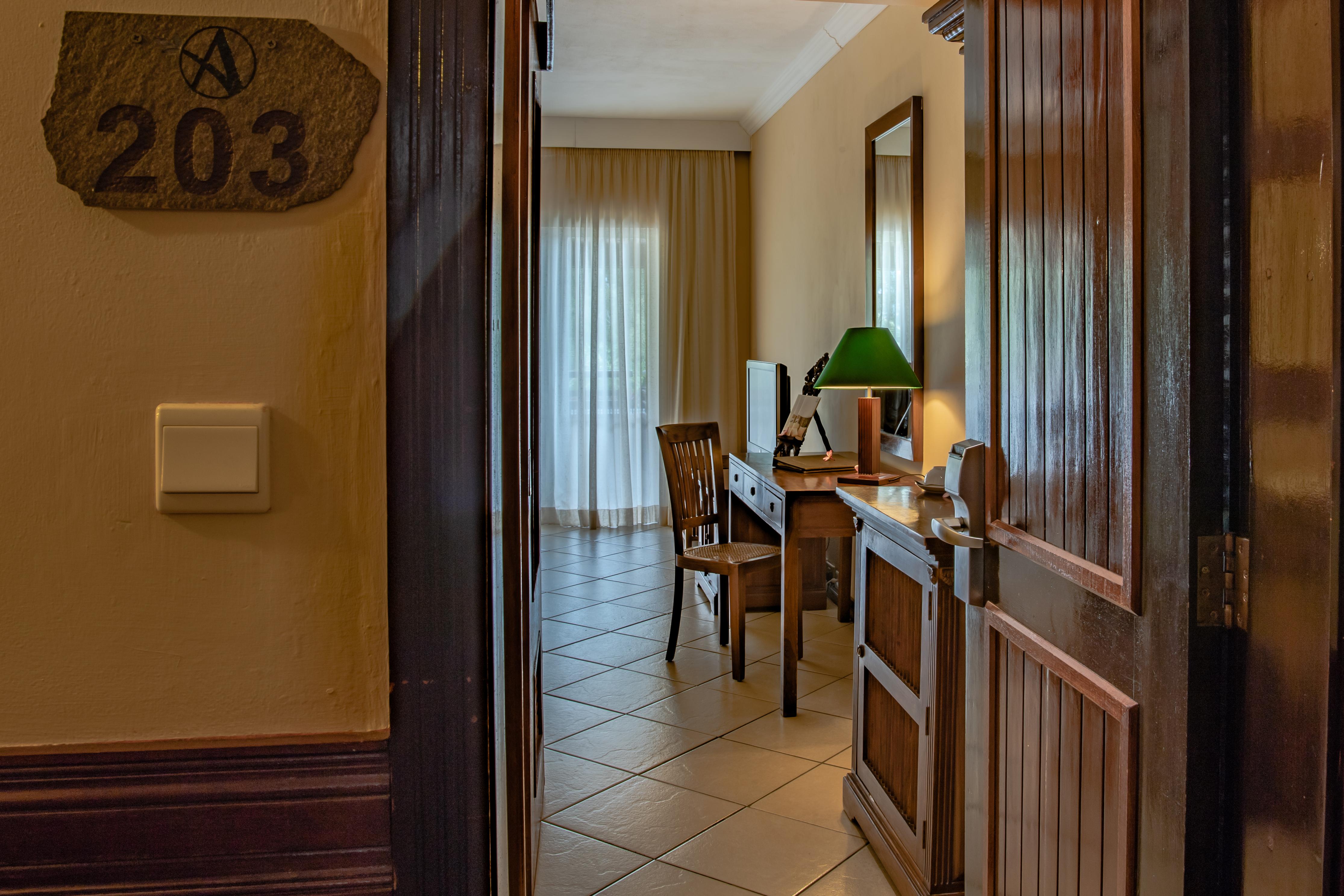 Aanari Hotel & Spa- Mauritius Flic-en-Flacq Εξωτερικό φωτογραφία