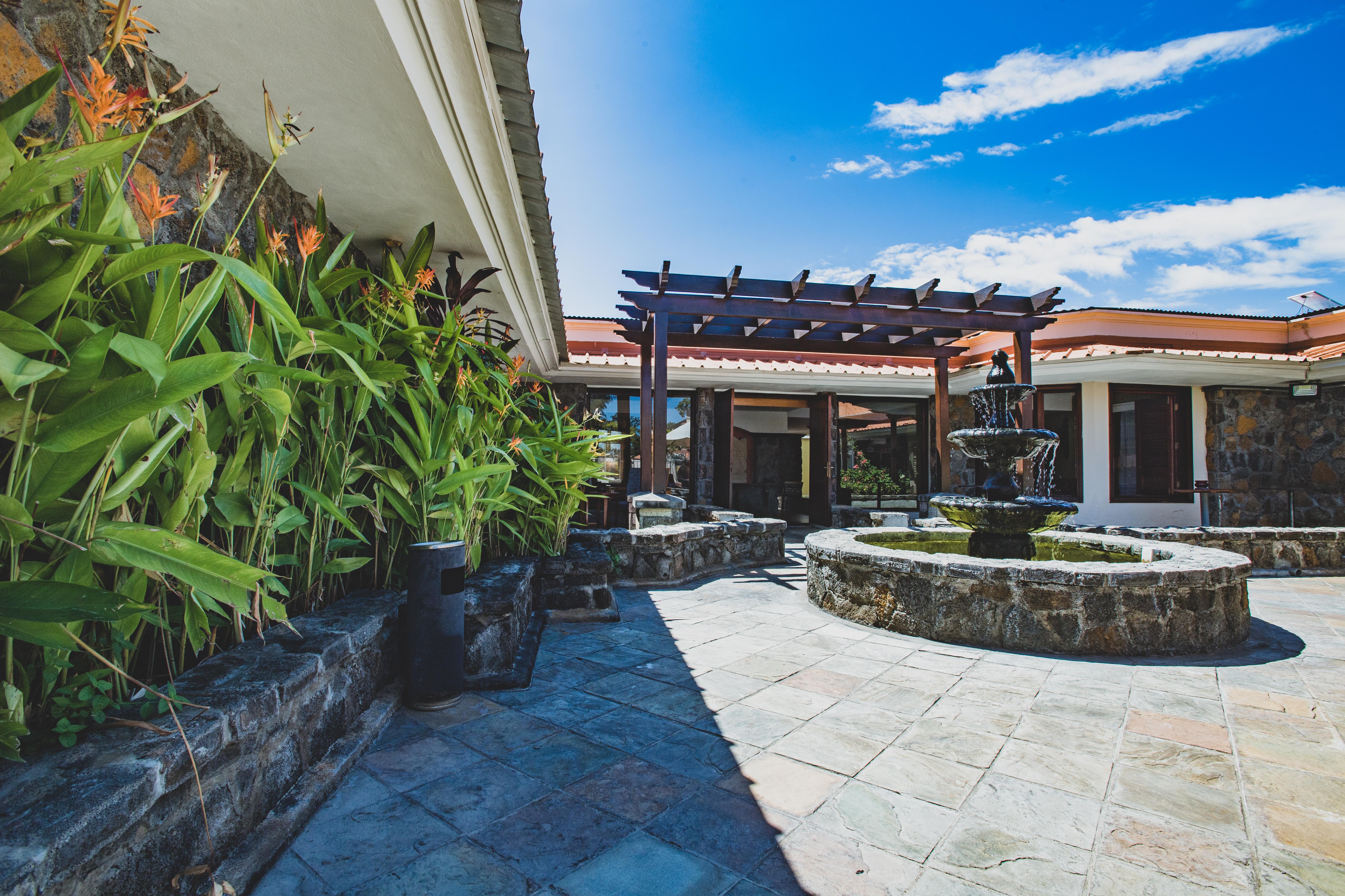 Aanari Hotel & Spa- Mauritius Flic-en-Flacq Εξωτερικό φωτογραφία