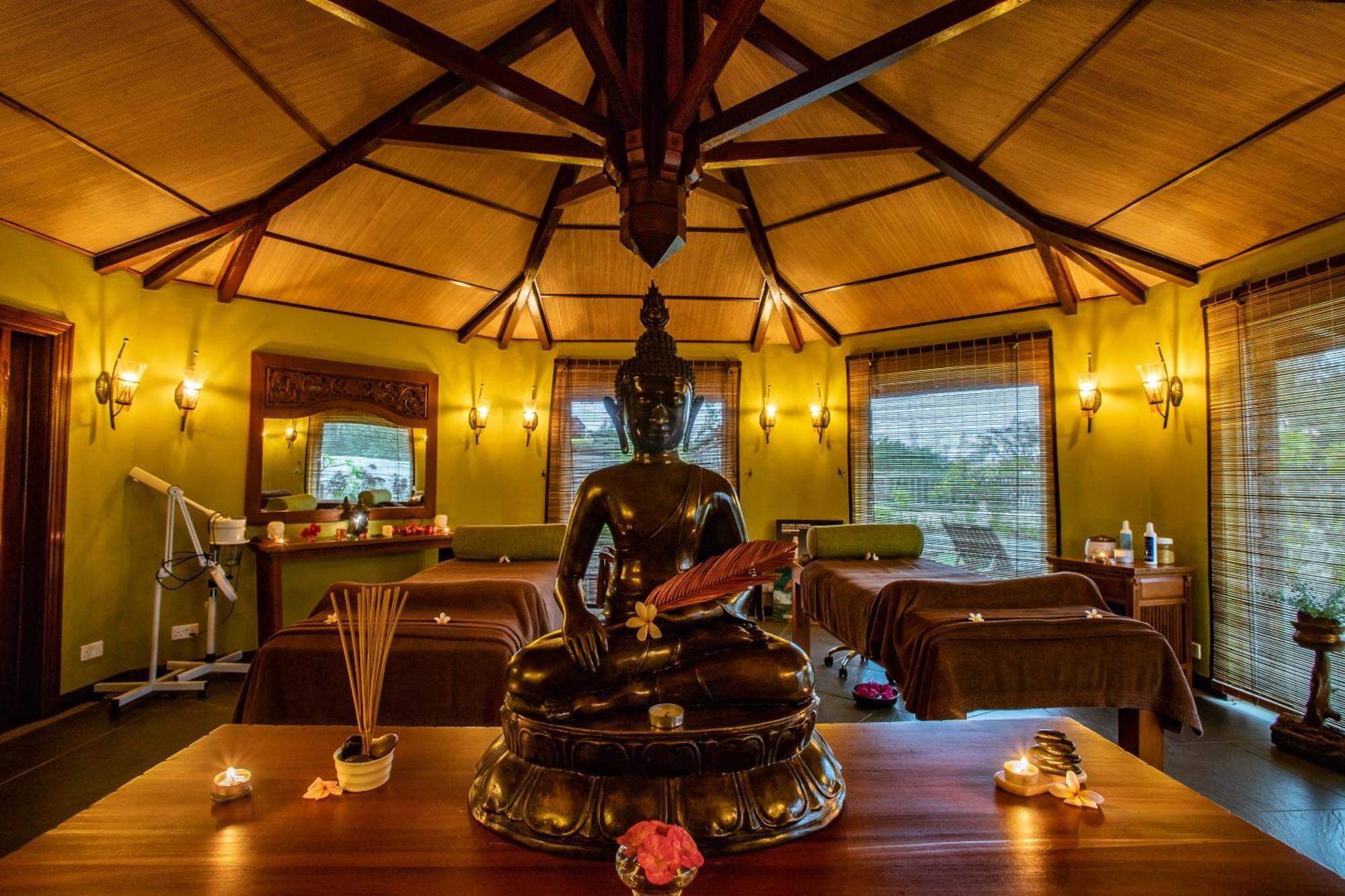 Aanari Hotel & Spa- Mauritius Flic-en-Flacq Εξωτερικό φωτογραφία